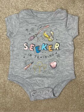 Harry Potter Gray 'Seeker in Training' Short-Sleeve Baby Onesie